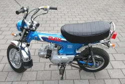 Honda Dax AB23 12V Bj. 1989

P...
